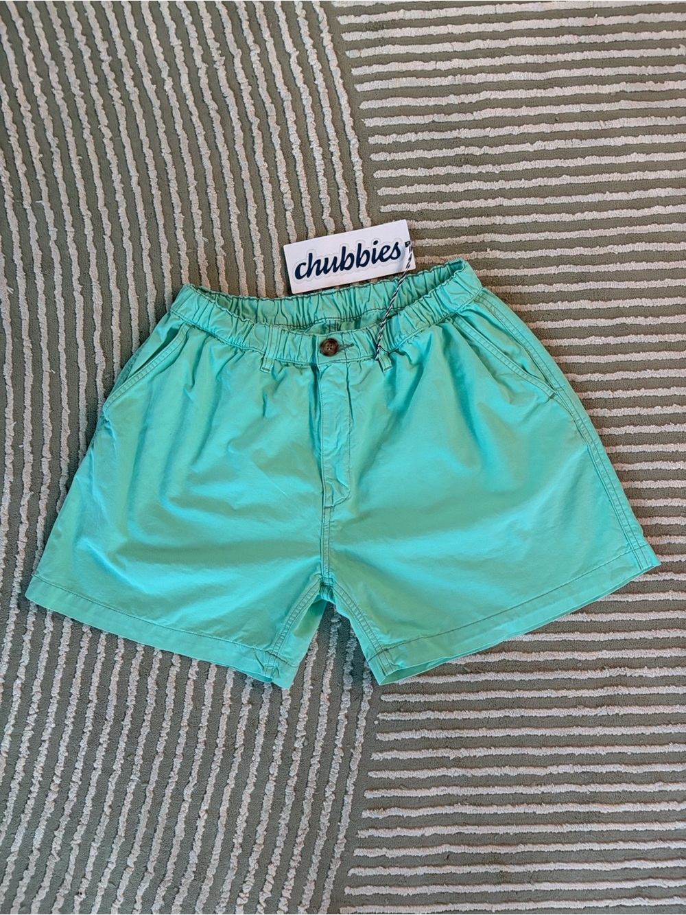 NWT Chubbies Greener Pastures Originals Shorts 5.5” XL, Mint Green Seafoam
